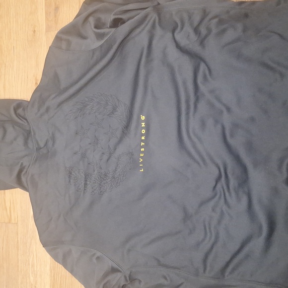 Nike Dri Fit Livestrong Hoodie - Picture 5 of 6